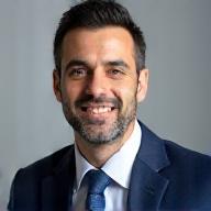 Yatırım uzmanı Kerem Yılmaz profesyonel portre